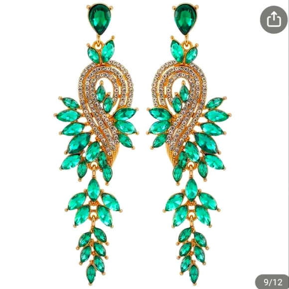New Long earrings in the shape of leaves in color aqua green and gold - Picture 1 of 2